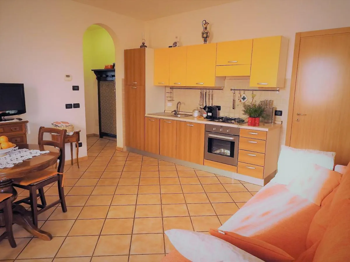 Apartment Appartamento Danilla Maratello